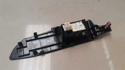 BOTÃO VÍDRO ELÉTRICO DIANTEIRO DIREITO TOYOTA COROLLA 2017