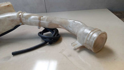 RESERVATÓRIO AGUA PARABRISA TRAS. FORD ECOSPORT 2003 A 2009