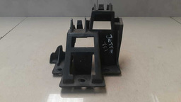 Guia Para-choque Traseiro Esquerdo Vw Jetta Tsi 2011 2012