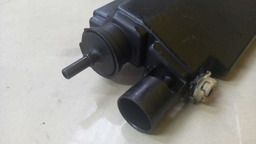 FILTRO VÁLVULA CANISTER CITROËN C4 GRAN PICASSO 2.0 2010 (2)