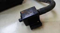 FILTRO VÁLVULA CANISTER HONDA CRV 2010 2011 (2)