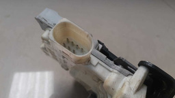 FECHADURA DIANTEIRA DIREITA VW PASSAT 2012