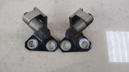 PAR DOBRADIÇAS SUPERIOR PORTA TRASEIRAS VW PASSAT 2012