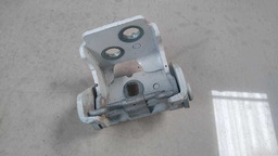 DOBRADIÇA INFERIOR TRASEIRA ESQUERDA CITROEN AIRCROSS 2014