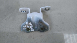 DOBRADIÇA SUPERIOR TRASEIRA ESQUERDA HYUNDAI HB20 2015