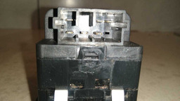 BOTÃO VIDRO ELÉTRICO PORTA D.E PEUGEOT 206 2005 A 2010