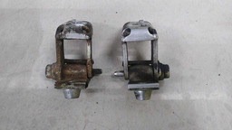 PAR DOBRADIÇA INFERIOR PORTA T . PEUGEOT 206 2005 A 2010