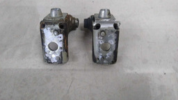 PAR DOBRADIÇA INFERIOR PORTA T . PEUGEOT 206 2005 A 2010