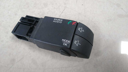 COMANDO SOM VOLANTE RENAULT CAPTUR 2016 A 2019 (2)