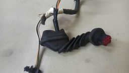 CHICOTE PORTA TRASEIRA ESQUERDO FIAT MOBI 2016 A 2019