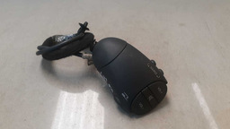 COMANDO SOM VOLANTE RENAULT DUSTER 2012 A 2014 (2)