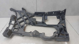 Suporte Farol De Milha Esquerdo Vw Golf Tsi 2014 A 2017