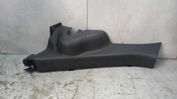 MOLDURA COLUNA TRASEIRA LADO ESQUERDO HYUNDAI I30 2.0 2011