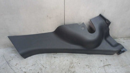 Moldura Coluna Traseira Lado Direito Hyundai I30 2.0 2011