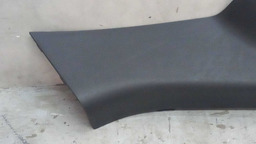 MOLDURA COLUNA TRASEIRA LADO DIREITO HYUNDAI I30 2.0 2011