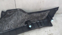 MOLDURA COLUNA TRASEIRA LADO DIREITO HYUNDAI I30 2.0 2011