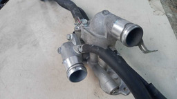 CARCAÇA VÁLVULA TERMOSTÁTICA MITSUBISHI OUTLANDER 2.0 2015