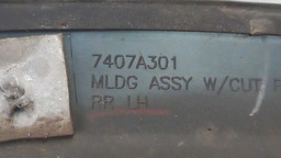 MOLDURA PARALAMA D. ESQUERDO MITSUBISHI OUTLANDER 2.0 2015