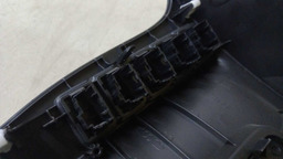 MOLDURA CAPA PAINEL CAIXA FUSIVEIS MITSUBISHI OUTLANDER 2015