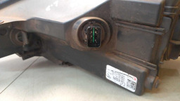 FAROL LADO DIREITO HYUNDAI HB20 1.0 3CC 2020 2021