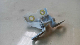 Dobradiça Inferior Dianteira Esquerdo Hyundai Hb20 2020 2021