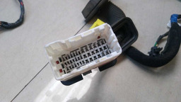 CHICOTE PORTA DIANTEIRA D. HYUNDAI VERA CRUZ 2008 A 2010