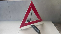 TRIÂNGULO SINALIZAÇÃO JEEP CHEROKEE 3.7 V6 2010