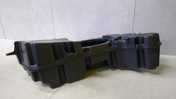 CAIXA SUBWOOFER LADO D.  HYUNDAI GRAND SANTA FÉ 2014 2015 PRETO