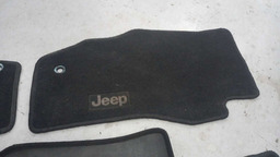 JOGO TAPETE JEEP CHEROKEE 3.7 V6 2010 PRETO
