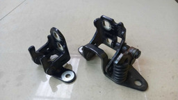 DOBRADIÇAS PORTA TRASEIRA ESQUERDO JEEP CHEROKEE 3.7 V6 2010