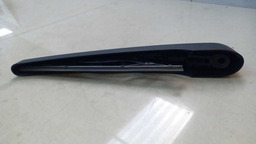 BRAÇO LIMPADOR VIDRO TRASEIRO GM TRACKER 2016
