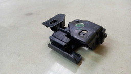 BATENTE TAMPA TRASEIRA PEUGEOT 207 2011 2012