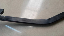 BRAÇO LIMPADOR PARABRISA LADO ESQUERDO PEUGEOT 207 1.4 2012