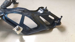 SUPORTE GUIA FAROL LADO DIREITO MINI COOPER S 2.0 2016