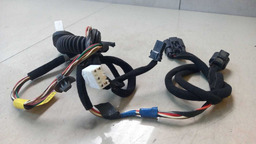 CHICOTE PORTA TRASEIRA DIREITO HYUNDAI VELOSTER 1.6 2013 (1)