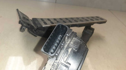 PEDAL ACELERADOR ELETRÔNICO HYUNDAI VELOSTER 2012 2013 (2)