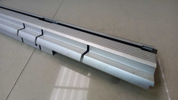 TRILHO FIXADOR ORGANIZADOR PORTA MALA BMW X6 XDRIVE 2010