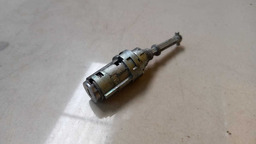 MIOLO CHAVE PORTA DIANTEIRA LADO ESQUERDO CITROEN C3 2008