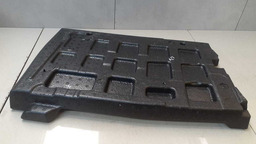 PISO TRASEIRO ISOPOR LADO DIREITO BMW X6 XDRIVE 2010