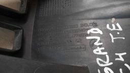 GUIA SUPORTE PARACHOQUE T E CITROËN C4 GRAND PICASSO 2010