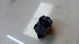 BOTÃO TRAVA PORTA DIANTEIRA ESQUERDO BMW X3 2.0 4X4 2014