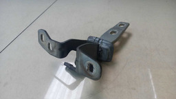 DOBRADIÇA TAMPA TRASEIRA LADO DIREITO BMW X3 2.0 4X4 2014