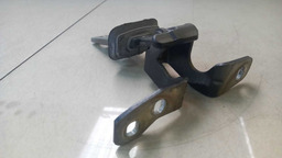 DOBRADIÇA TAMPA TRASEIRA LADO ESQUERDO BMW X3 2.0 4X4 2014