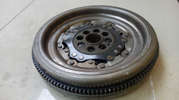 Volante Motor Bi Massa Câmbio Vw Passat Tsi 2.0 2013