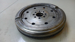 VOLANTE MOTOR BI MASSA CÂMBIO VW PASSAT TSI 2.0 2013