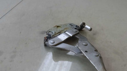 DOBRADIÇA CAPÔ LADO DIREITO VW PASSAT TSI 2.0 2013