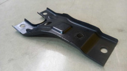 SUPORTE FECHADURA CAPÔ VW PASSAT TSI 2.0 2013