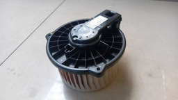 MOTOR VENTILADOR AR FORÇADO TOYOTA HILUX SW4 2.8 2017 2018X