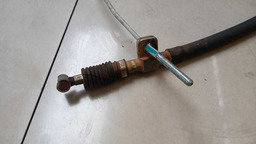 CABO FREIO MÃO TOYOTA HILUX SW4 2.8 2017 2018