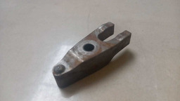 SUPORTE FIXAÇÃO BICO INJETOR TOYOTA HILUX SW4 2017 2018 (3)